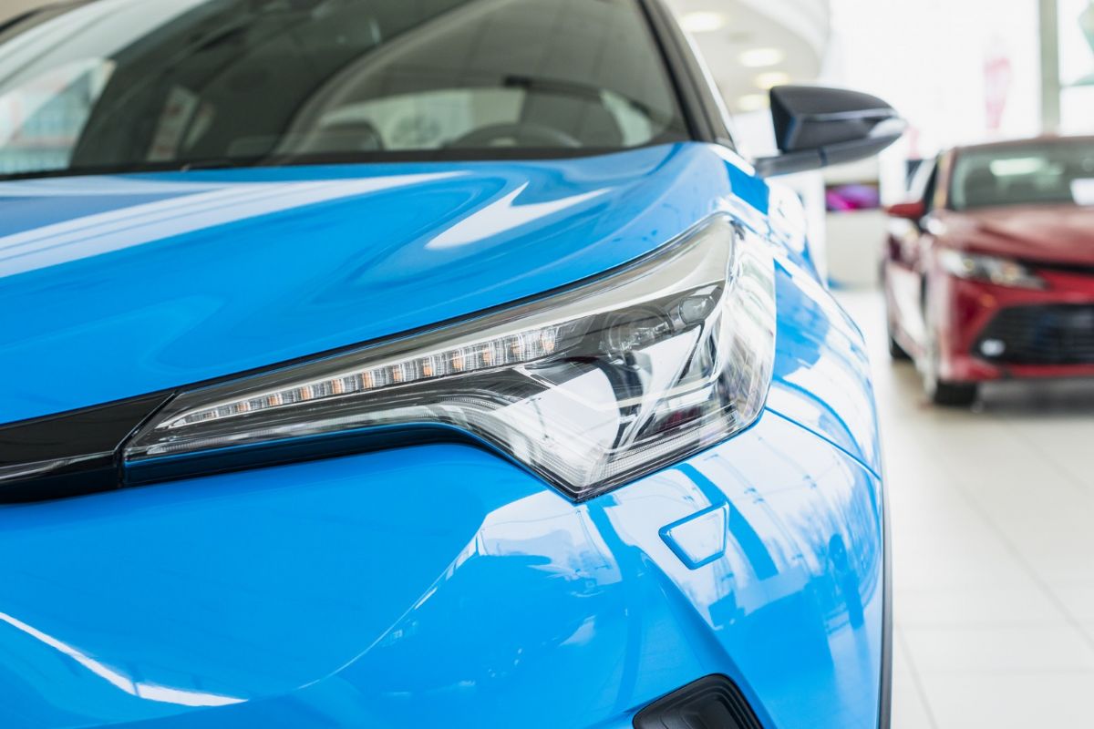 Auto a Km 0: perché conviene e qual è il risparmio reale rispetto al nuovo