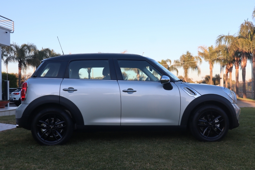 MINI Cooper Countryman