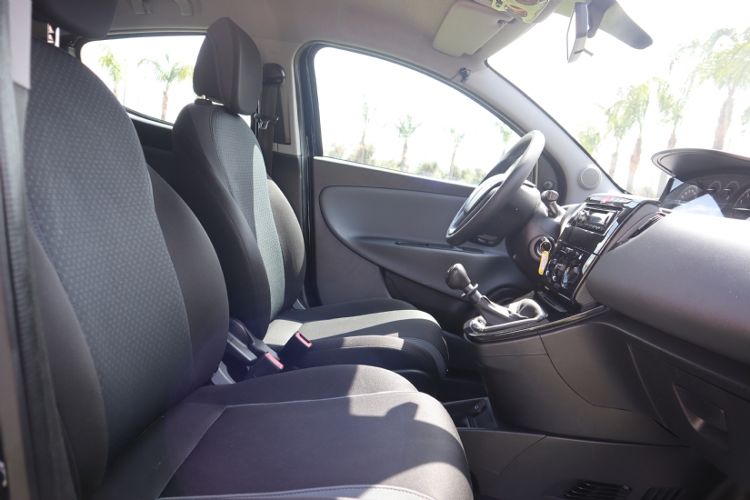 Lancia YPSILON