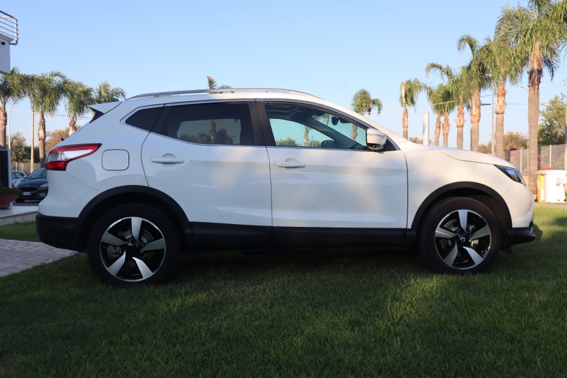 Nissan  Qashqai 