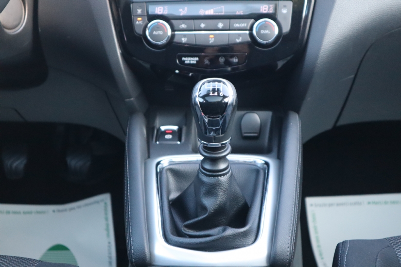 Nissan  Qashqai 