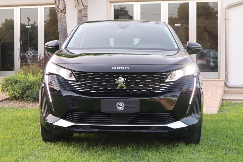 Peugeot  3008 