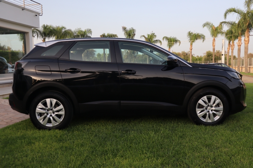 Peugeot  3008 