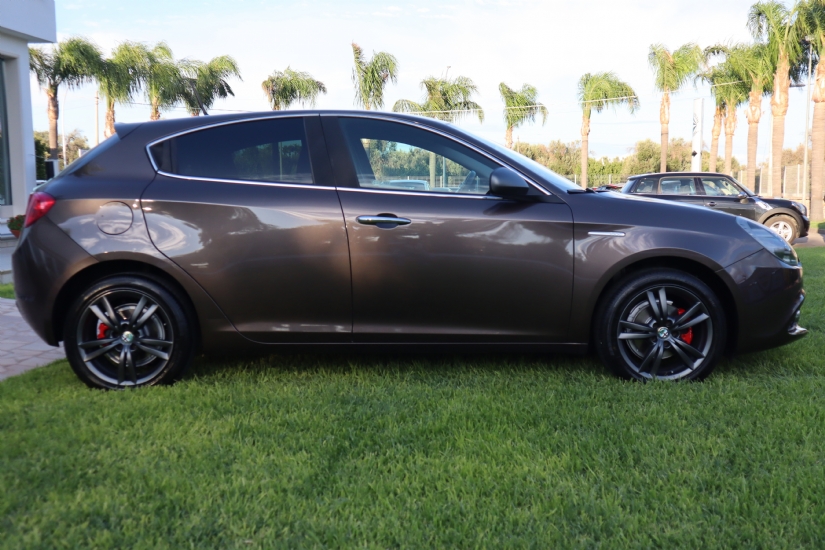 Alfa Romeo GIULIETTA