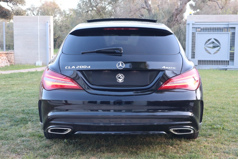 Mercedes-Benz CLA 200