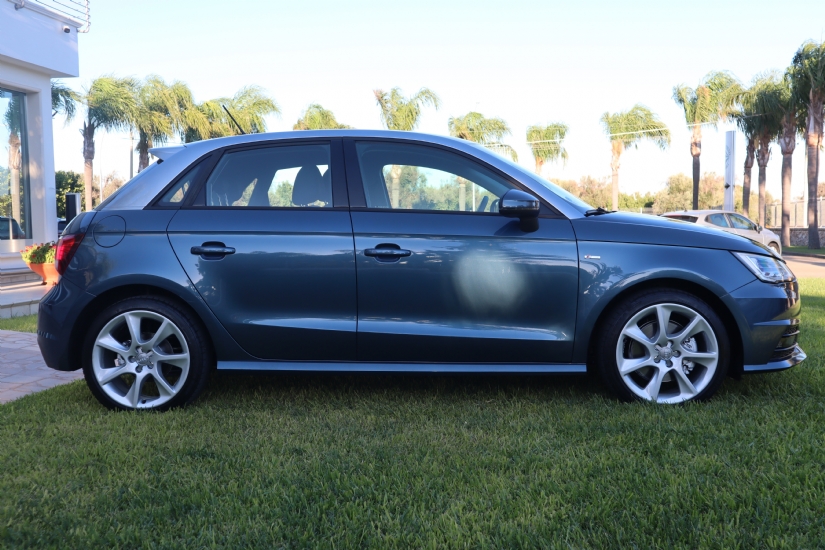 Audi A1