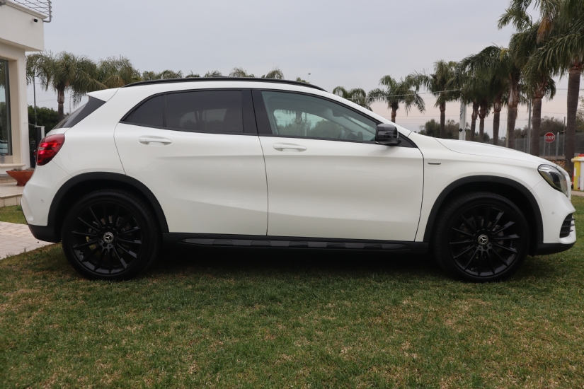 Mercedes-Benz GLA 200d