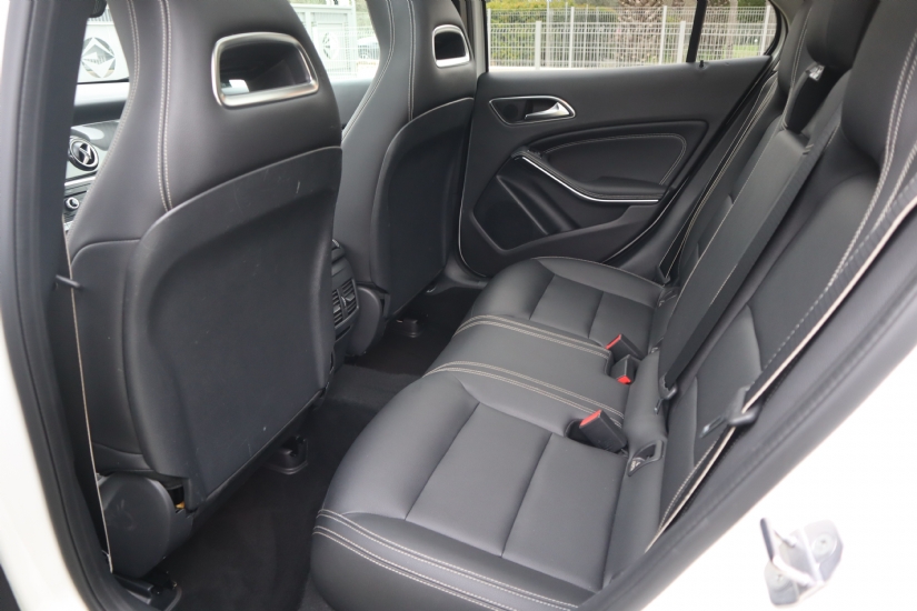 Mercedes-Benz GLA 200d