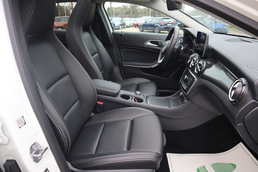 Mercedes-Benz GLA 200d