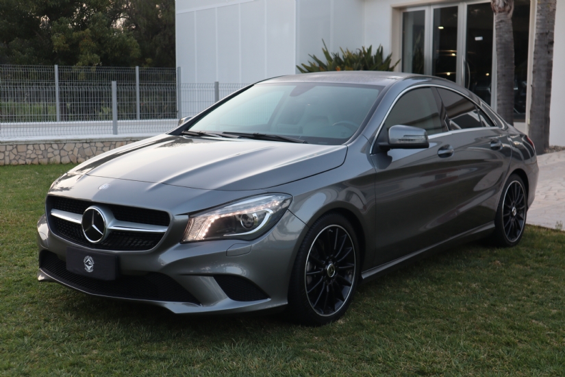 Mercedes-Benz CLA 220