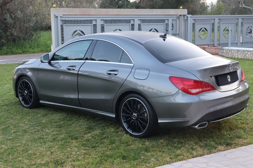 Mercedes-Benz CLA 220