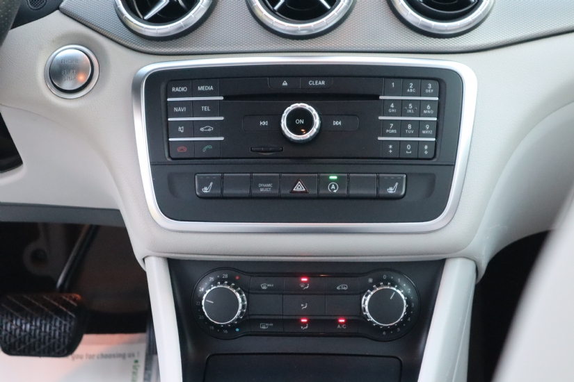 Mercedes-Benz CLA 220