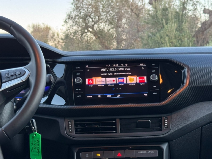 Volkswagen  T-CROSS 