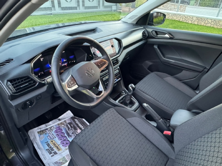 Volkswagen  T-CROSS 