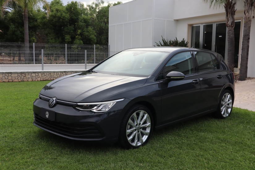 Volkswagen  Golf 