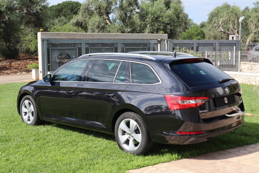 Skoda Superb 