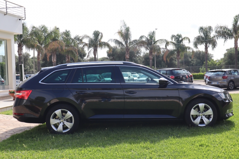 Skoda Superb 